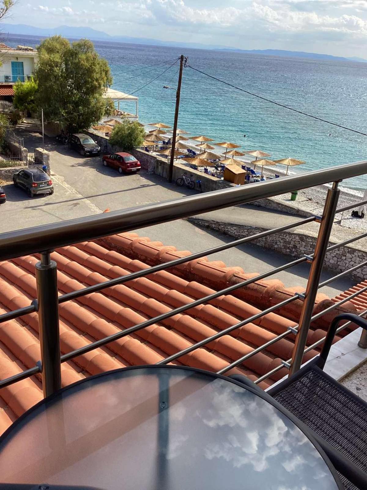 Thassa Beach Apartment No6 Leonídion Buitenkant foto